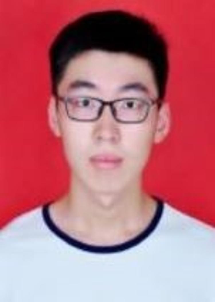 梁晨1.jpg